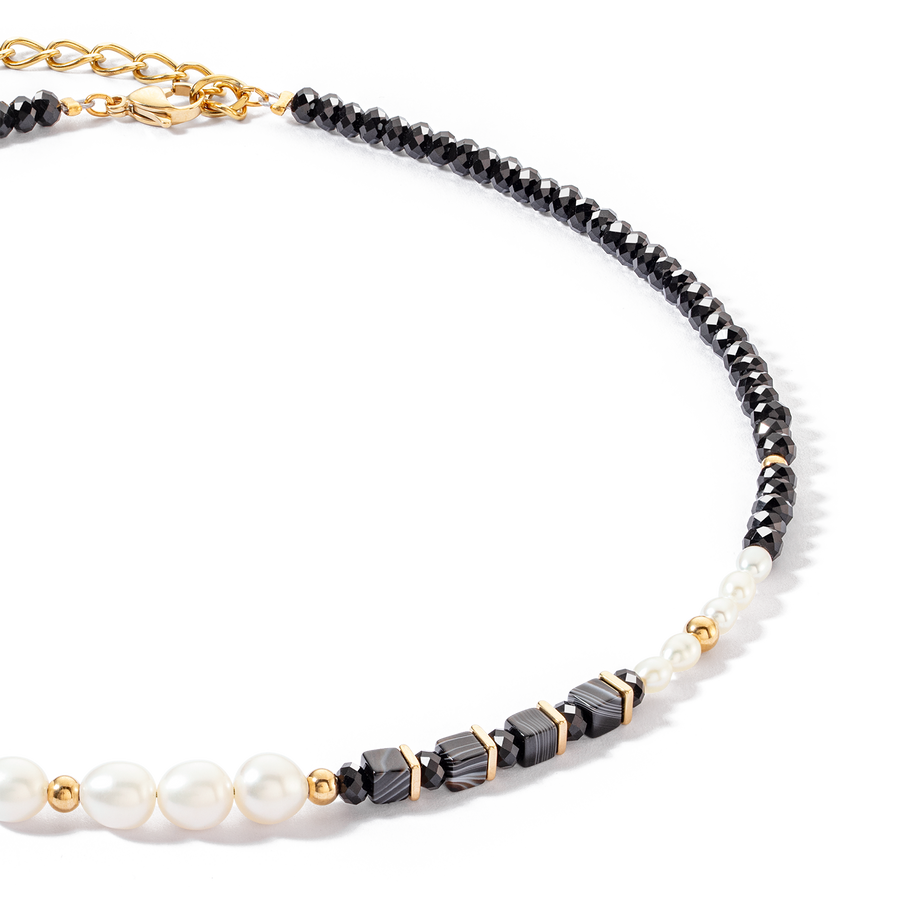 Pearls & Onyx necklace gold