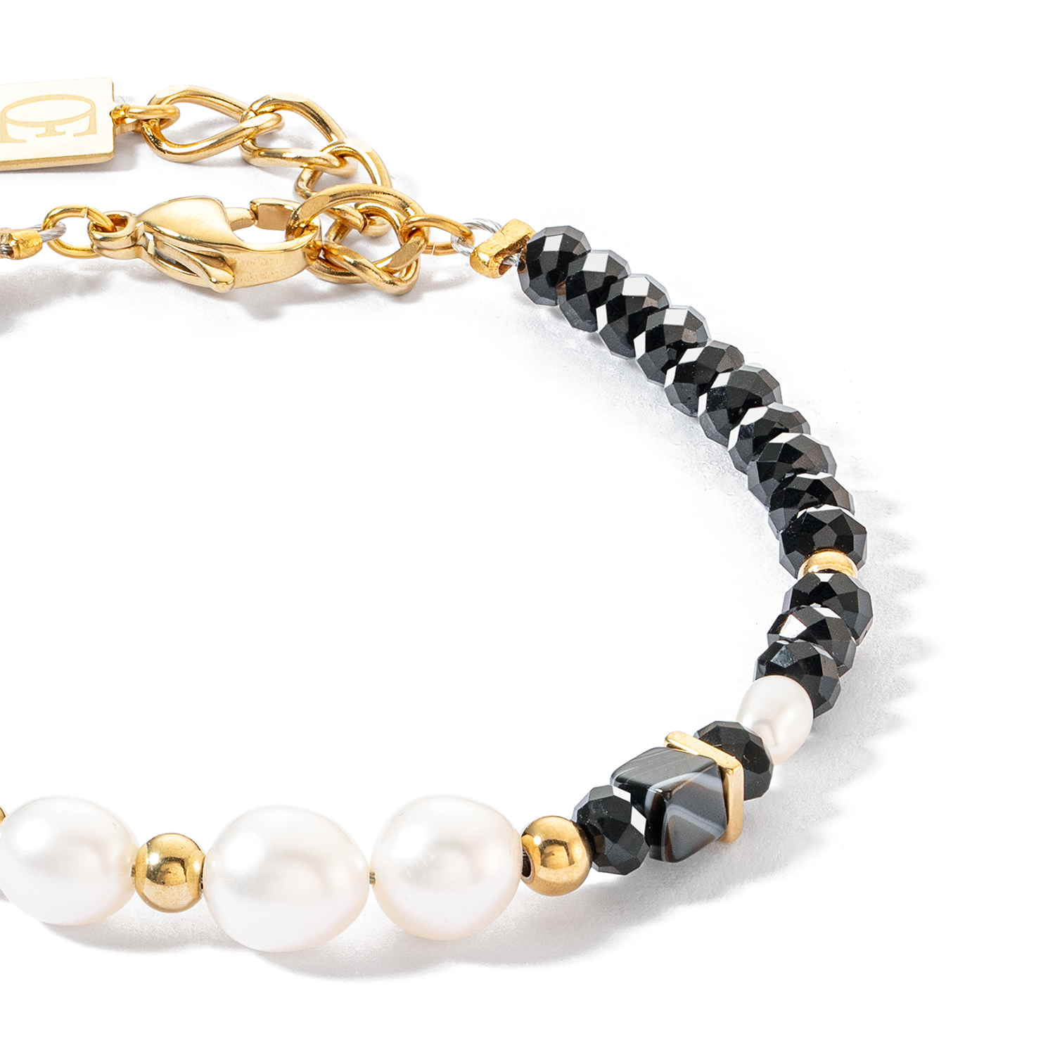 Pearls & onyx bracelet gold