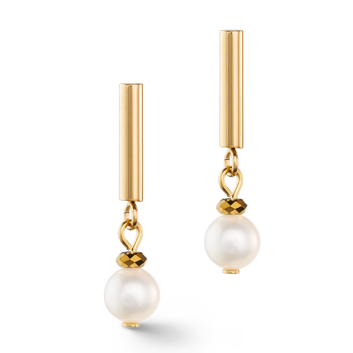 Classy freshwater pearl earrings gold